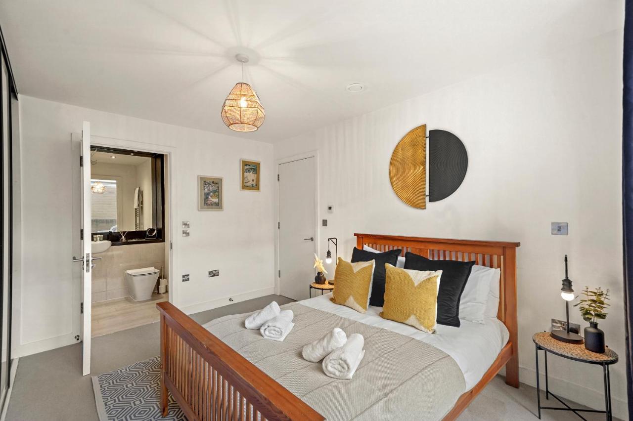 Modern 2 Bed By Station Square Cambridge (Cambridgeshire)